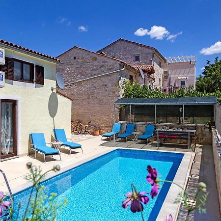 Villa Karina Tar Tar-Vabriga المظهر الخارجي الصورة